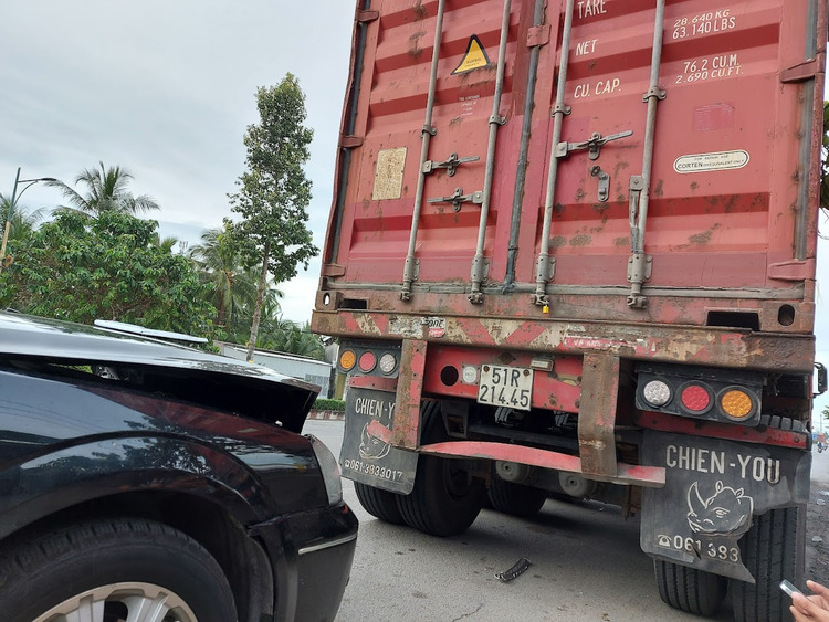 Cách khắc phục Bệnh xệ, hở cản trước của Camry Cách khắc phục Bệnh xệ, hở cản trước của Camry