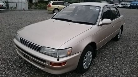 Toyota corolla 1994.jpg