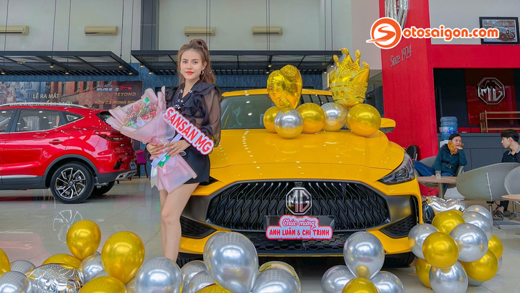 Bóng hồng đánh giá xe MG5 đang sở hữu: "Cá tính, nhiều ưu điểm so với Civic hay Altis" Bóng hồng đánh giá xe MG5 đang sở hữu: "Cá tính, nhiều ưu điểm so với Civic hay Altis"