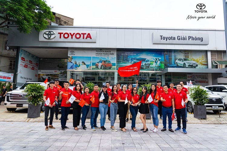 Dàn xe Toyota hội tụ đủ dải sản phẩm trong sự kiện "Kích hoạt hành trình mới"