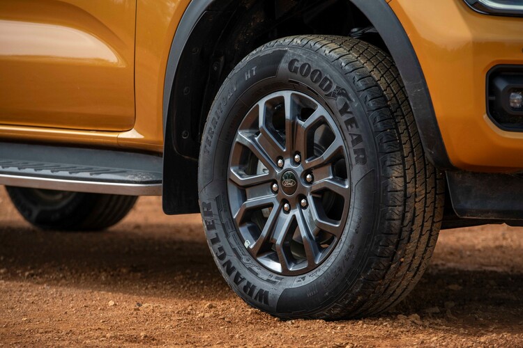 otosaigon-ford-ranger-2022-6.jpg otosaigon-ford-ranger-2022-6.jpg