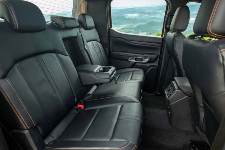 otosaigon-ford-ranger-2022-15.jpg otosaigon-ford-ranger-2022-15.jpg