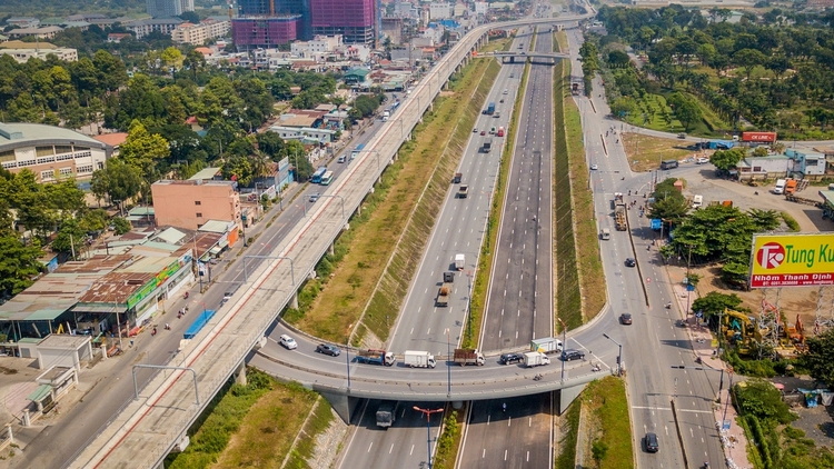 Khu Đông TPHCM thiếu căn hộ khoảng 2 tỷ dù Metro sắp hoạt động Khu Đông TPHCM thiếu căn hộ khoảng 2 tỷ dù Metro sắp hoạt động