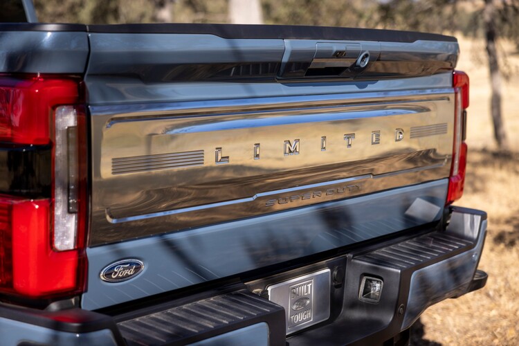 2023-Ford-F-Series-Super-Duty-41.jpg 2023-Ford-F-Series-Super-Duty-41.jpg