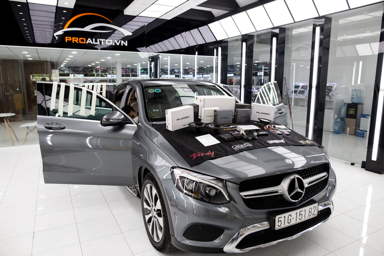 Độ âm thanh xe Mercedes GLC 300  (11).jpg