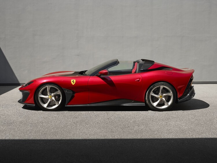 Ferrari-SP51-6.jpg