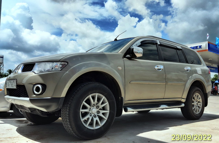 Pajero Sport V6 3.0 2013 mới chạy 29.000km Pajero Sport V6 3.0 2013 mới chạy 29.000km
