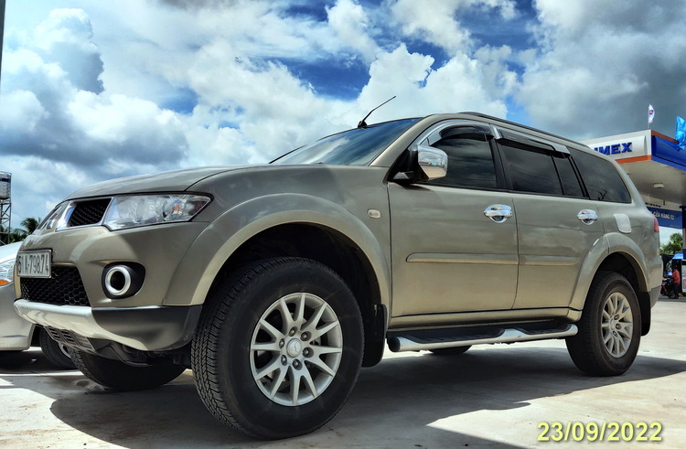 Pajero Sport V6 3.0 2013 mới chạy 29.000km