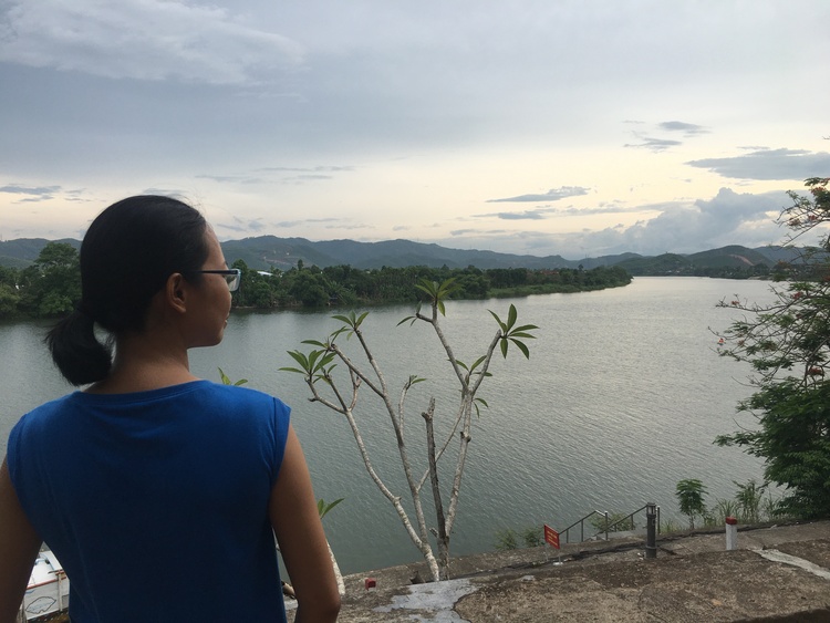Trung thu chạy xe vào rừng ngắm trăng rằm Trung thu chạy xe vào rừng ngắm trăng rằm