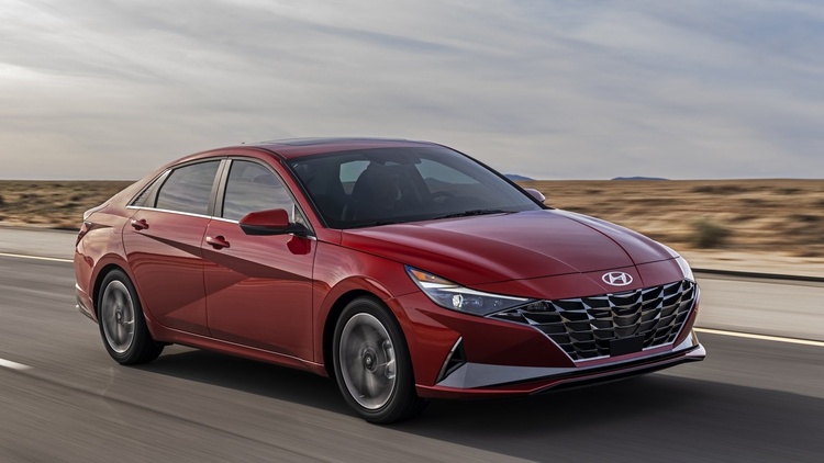 hyundai-elantra-2022-1.jpg