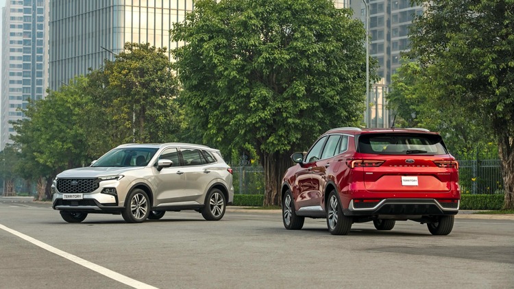 Giá lăn bánh Ford Territory 2022 cao hay thấp khi so với Mazda CX-5, Kia Sportage và Hyundai Tucson?