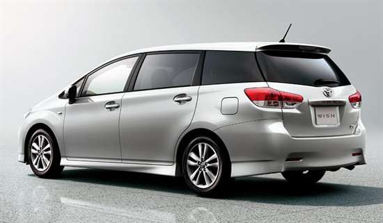 Toyota Innova 2023 sắp ra mắt, có cả bản hybrid, giá từ 632 - 987 triệu đồng