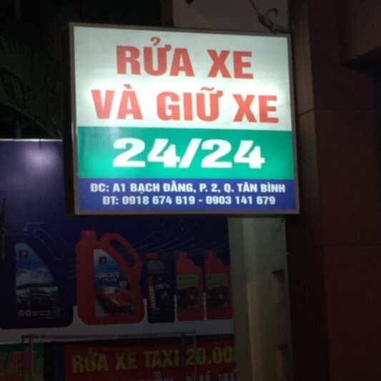Gửi xe 4b qua đêm sân bay TSN!