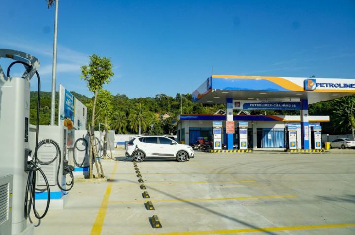 Lại vinfast VF8, VF9 Lại vinfast VF8, VF9