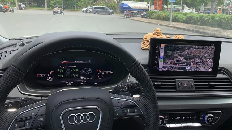 Audi q5 ngang cap 2022.jpg