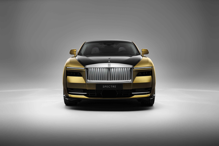 Rolls-Royce Spectre EV 2024 nâng tầm xe điện lên chuẩn siêu sang