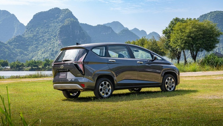 Giá lăn bánh Hyundai Stargazer cao hay thấp khi so với Xpander, Veloz, XL7? Giá lăn bánh Hyundai Stargazer cao hay thấp khi so với Xpander, Veloz, XL7?