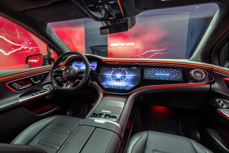 Mercedes-Benz EQE AMG: SUV điện hiệu năng cao, mạnh tới 687 mã lực
