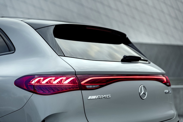 Mercedes-Benz EQE AMG: SUV điện hiệu năng cao, mạnh tới 687 mã lực