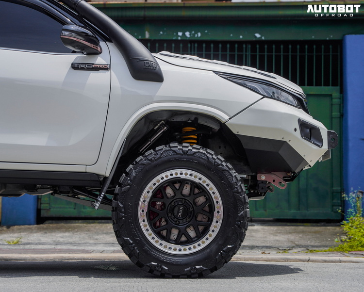 Toyota-Fortuner-Modified-By-Autobot-38.jpg Toyota-Fortuner-Modified-By-Autobot-38.jpg