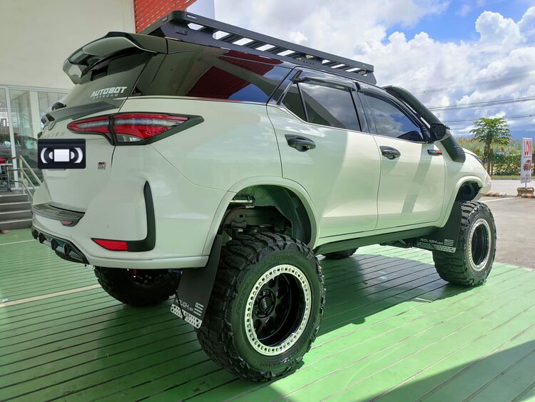 Toyota-Fortuner-GR-Sport-Hamer-Build-4.jpg Toyota-Fortuner-GR-Sport-Hamer-Build-4.jpg