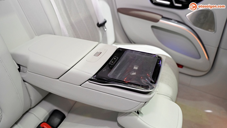 otosaigon.com-mercedes-eqs-22.jpg otosaigon.com-mercedes-eqs-22.jpg