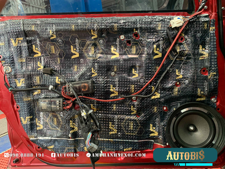 Honda Brio – Thi Công Cách Âm Và Nâng Cấp Âm Thanh Tại AUTOBIS Honda Brio – Thi Công Cách Âm Và Nâng Cấp Âm Thanh Tại AUTOBIS