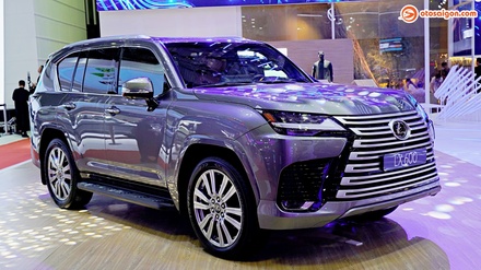 otosaigon.com-lexus-lx-600-vip-2.jpg