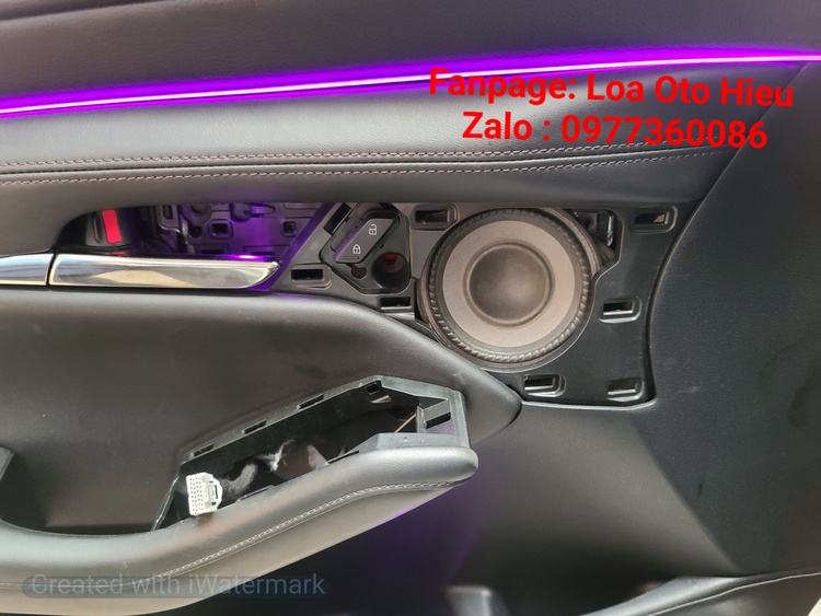 Đổi phong cách Mazda 3 2022 và set âm thanh hay khi nâng cấp loa.