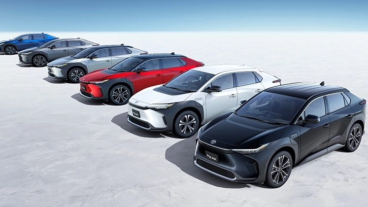Gần ngày mở bán tại Thái, xe điện Toyota bZ4X hạ giá đề xuất còn 1 tỷ đồng