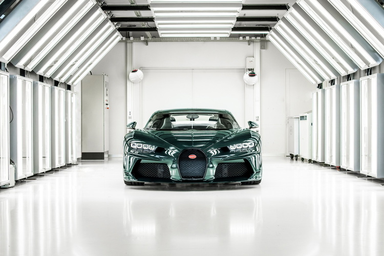 Chiếc Bugatti Chiron thứ 400 đã được xuất xưởng với ngoại thất độc đáo