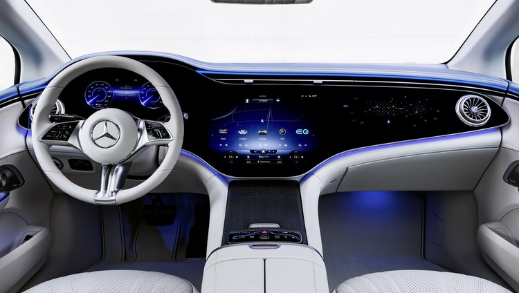 Mercedes EQE Sedan 2023 báo giá từ 75.000 USD, quyết không để Tesla "một mình một chợ" Mercedes EQE Sedan 2023 báo giá từ 75.000 USD, quyết không để Tesla "một mình một chợ"