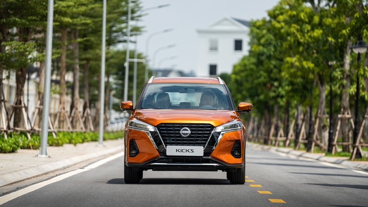 Otosaigon-Nissan Kicks EP Exterior -4.jpg