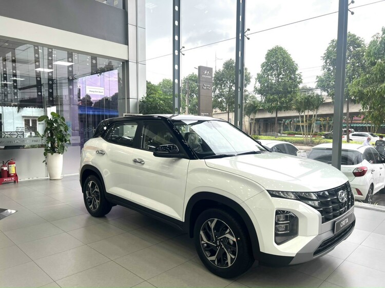 Hyundai Creta sản xuất không kịp bán