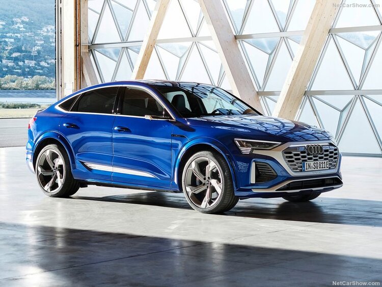 Audi nhá hàng loạt xe điện mới Q8 E-Tron và Q8 E-Tron Sportback - tiến tới kỷ nguyên toàn xe điện