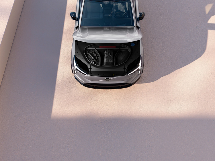 2024-Volvo-EX90-17.jpg