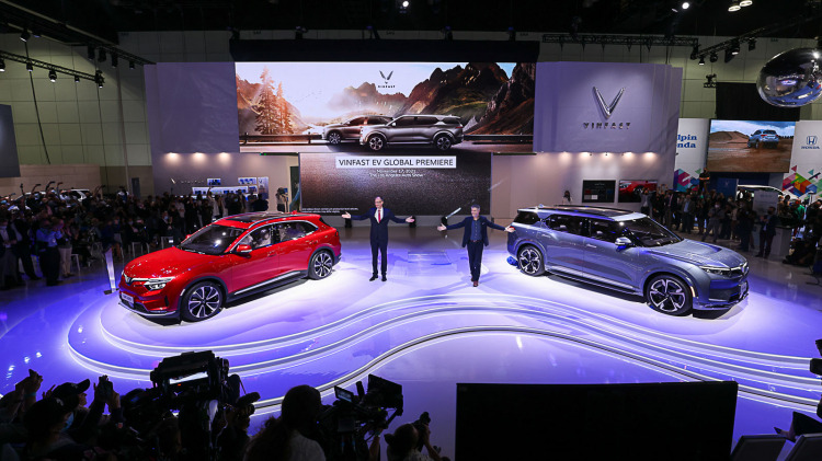 VinFast trở lại Los Angeles Auto Show với 4 mẫu xe điện, cho khách Mỹ lái thử VF8
