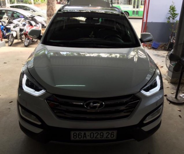 Thớt khoe Santa Fe 2014/15/16/17 độ đẽo, lên đời. Thớt khoe Santa Fe 2014/15/16/17 độ đẽo, lên đời.