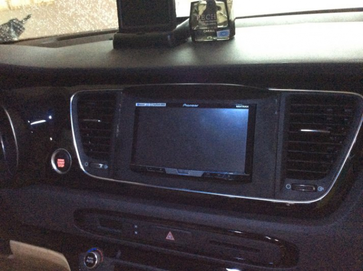 Kia sendona đã làm dc ghế giữa Kia sendona đã làm dc ghế giữa