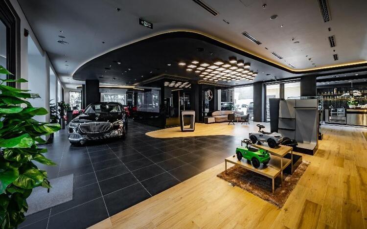 Showroom Mercedes-Benz độc đáo nhất Đông Nam Á ra mắt tại Hà Nội