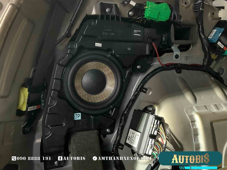 Hyundai Santafe 2020 Với Bộ Loa Focal UTOPIA Chơi Full Active Phía Trước Hyundai Santafe 2020 Với Bộ Loa Focal UTOPIA Chơi Full Active Phía Trước