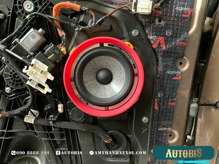 Hyundai Santafe 2020 Với Bộ Loa Focal UTOPIA Chơi Full Active Phía Trước Hyundai Santafe 2020 Với Bộ Loa Focal UTOPIA Chơi Full Active Phía Trước