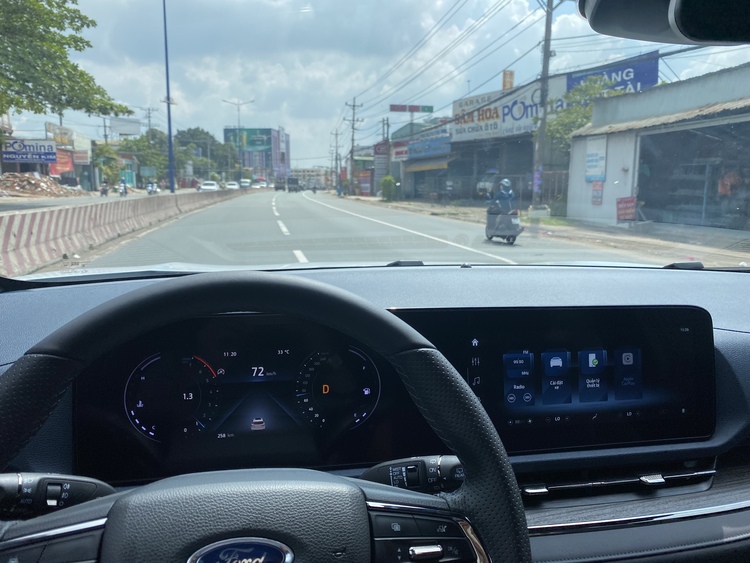 Vụ lùm xùm sửa xe 4 lần ko dứt bệnh của Ford ở Đồng Nai Vụ lùm xùm sửa xe 4 lần ko dứt bệnh của Ford ở Đồng Nai