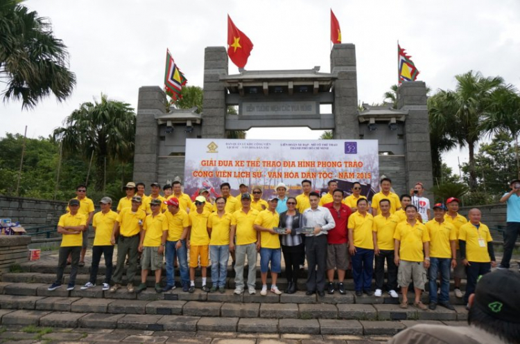 Ảnh thi đấu giải xe địa hình "Ao Làng" tại Đền Hùng TP.HCM Ảnh thi đấu giải xe địa hình "Ao Làng" tại Đền Hùng TP.HCM