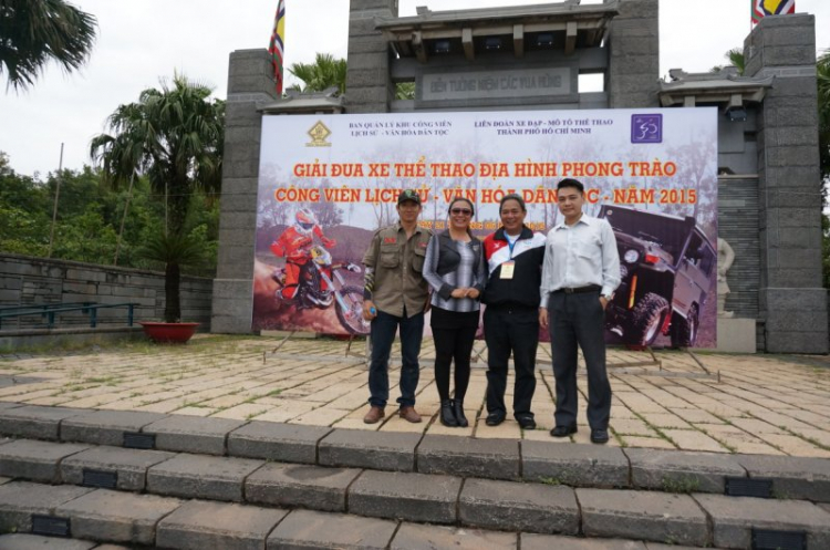 Ảnh thi đấu giải xe địa hình "Ao Làng" tại Đền Hùng TP.HCM Ảnh thi đấu giải xe địa hình "Ao Làng" tại Đền Hùng TP.HCM