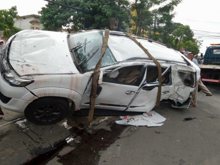 Có thể em sẽ bán PAJERO SPORT. Có thể em sẽ bán PAJERO SPORT.
