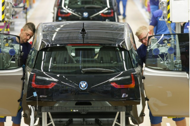 Xe BMW tiêu thụ nhiên liệu chỉ 0,4 lít/100km