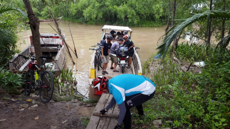 LAND CRUISER  FRIENDCLUB (LFC) "Where there were NO ROADS, there was LAND CRUISER"