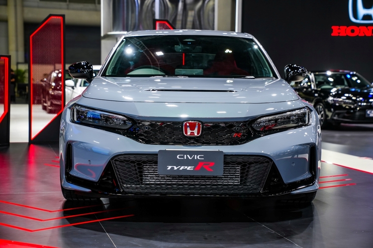 Sau Việt Nam, Honda Civic Type R 2023 ra mắt tại Thái Lan, giá dự kiến hơn 2 tỷ đồng