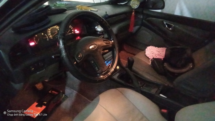 Em tự đại tu xe Mitsubishi 26 năm tuổi. Em tự đại tu xe Mitsubishi 26 năm tuổi.